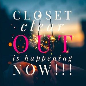 CLEARING OUT MY CLOSET!! See something you like, MAKE AN OFFER ❤️